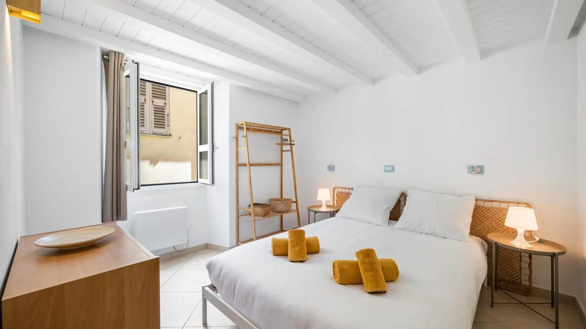 La Marne, Charming Duplex In The Heart Of Downtown Menton Apartment France