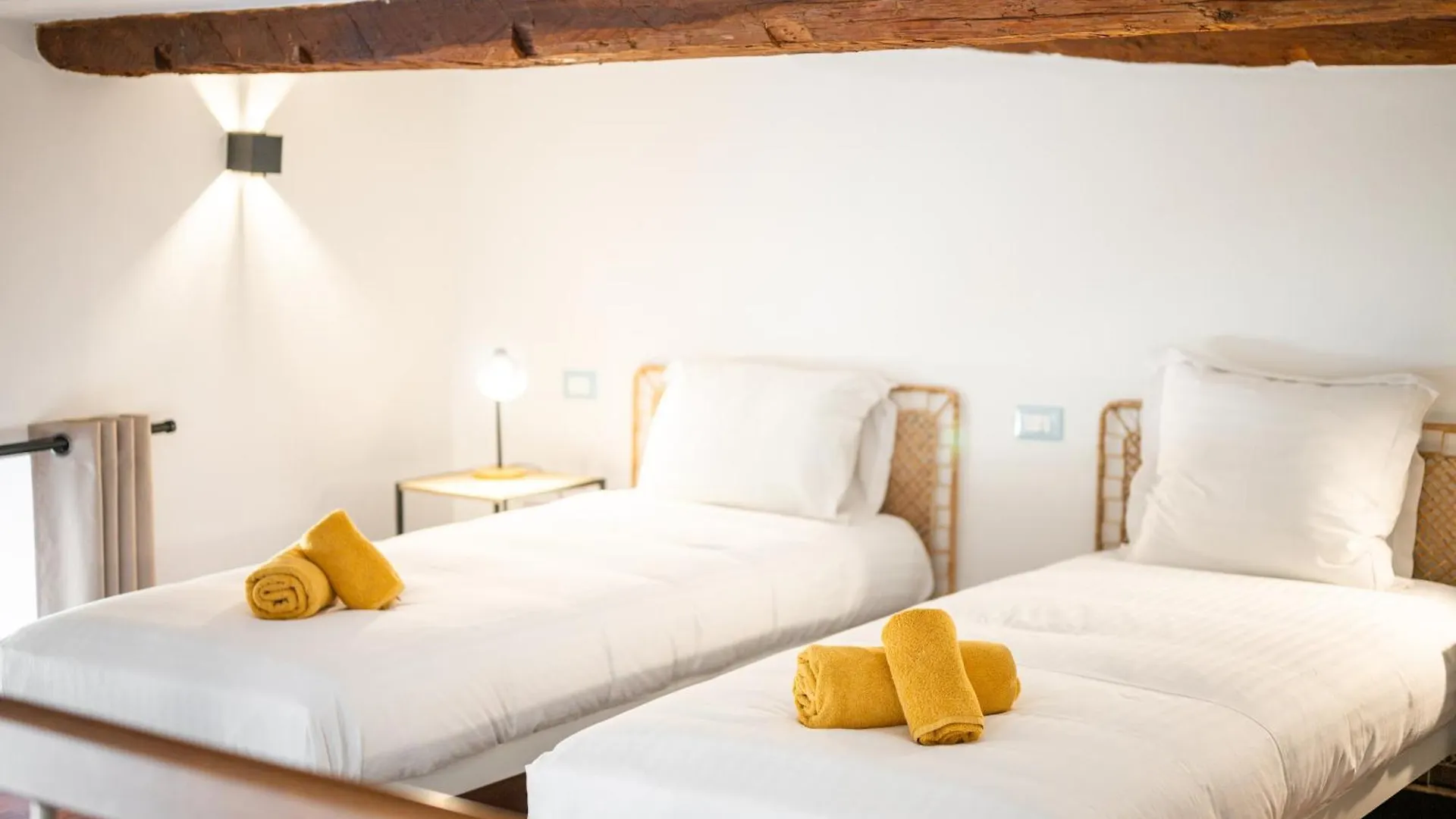 La Marne, Charming Duplex In The Heart Of Downtown Menton Apartment