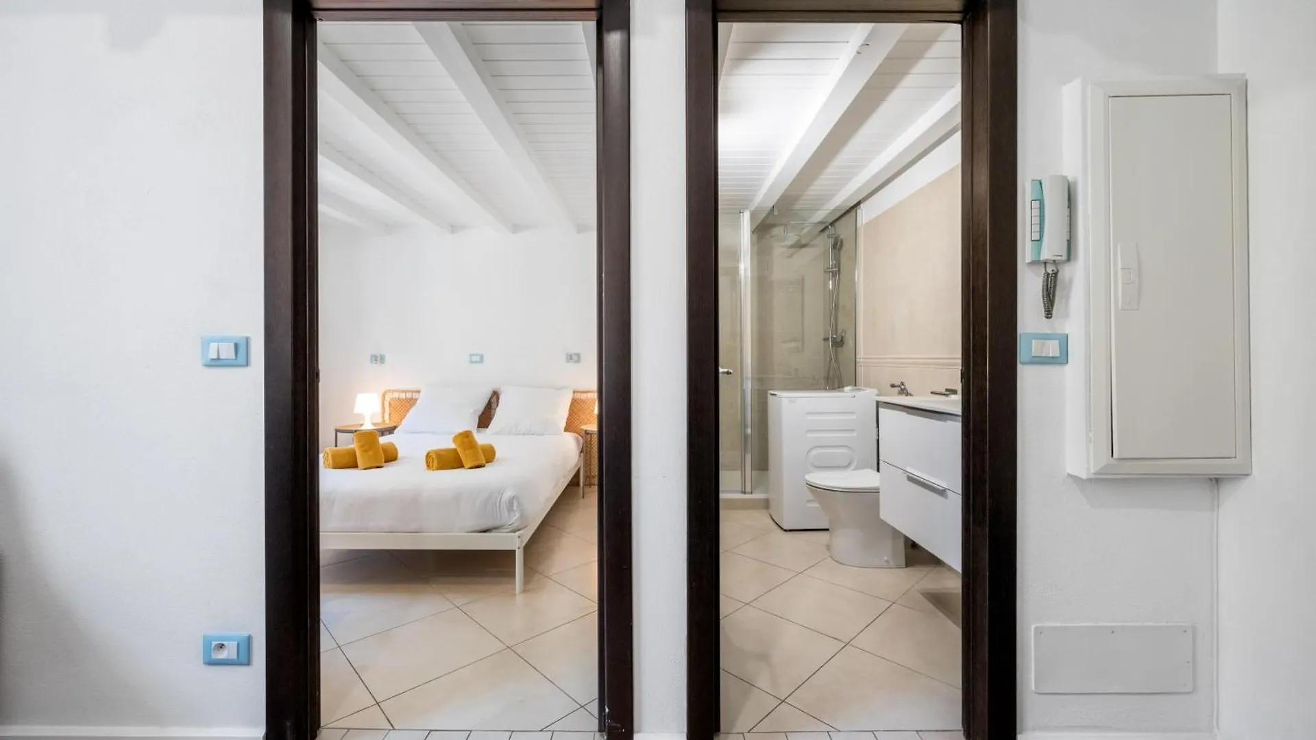 La Marne, Charming Duplex In The Heart Of Downtown Menton Apartment
